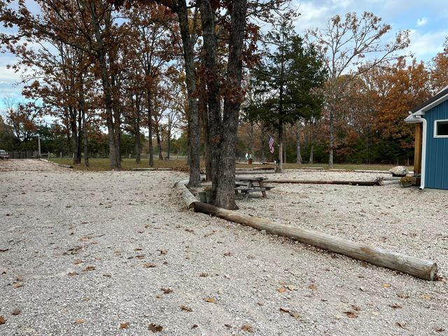 1002 Pleasant Grove Road, Fordland, MO 65652