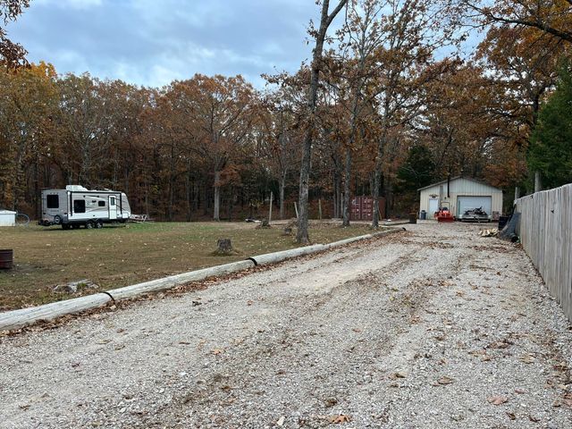 1002 Pleasant Grove Road, Fordland, MO 65652