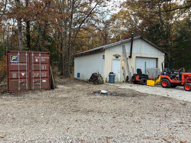 1002 Pleasant Grove Road, Fordland, MO 65652