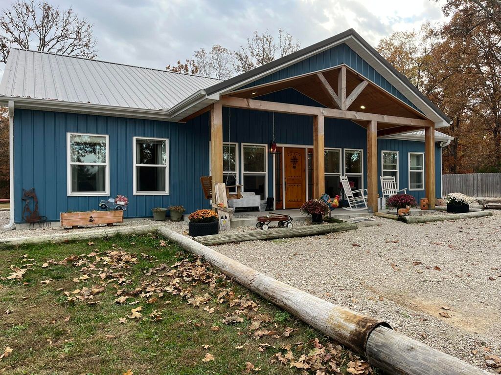 1002 Pleasant Grove Road, Fordland, MO 65652