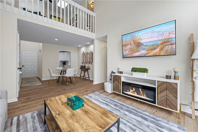 94 Point Place, Westminster, SC 29693