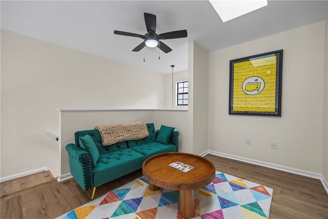 94 Point Place, Westminster, SC 29693