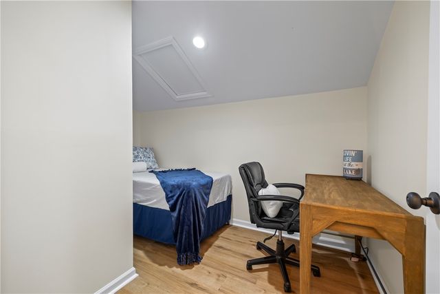 94 Point Place, Westminster, SC 29693