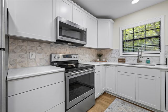 94 Point Place, Westminster, SC 29693