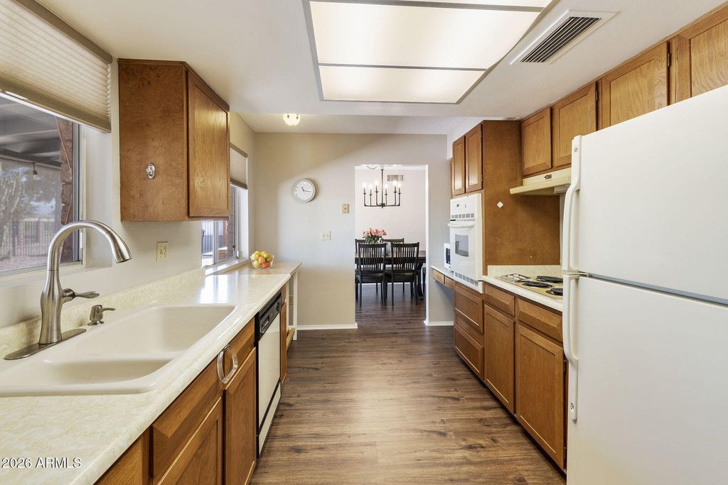 547 S 80TH Street E, Mesa, AZ 85208 — photo 5