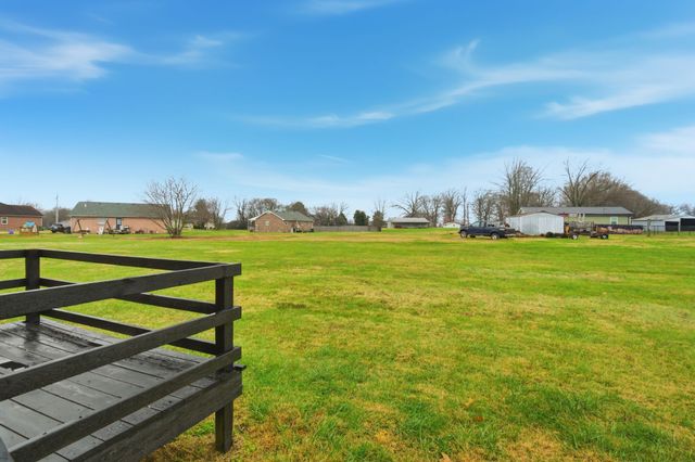 103 Gayla Ct, Portland, TN 37148