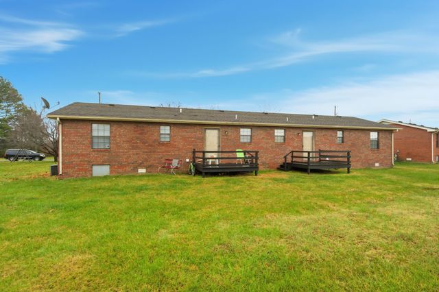 103 Gayla Ct, Portland, TN 37148