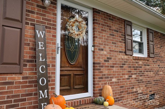 256 Forest Hill Drive, Denton, NC 27239