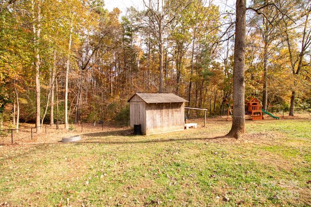 256 Forest Hill Drive, Denton, NC 27239