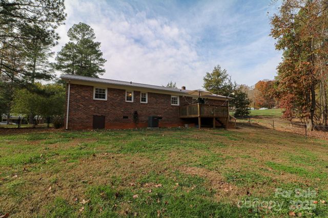 256 Forest Hill Drive, Denton, NC 27239