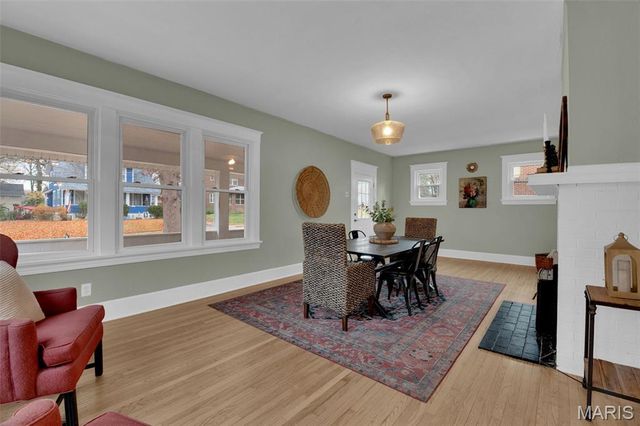 26 N Maple Avenue, Ferguson, MO 63135