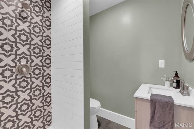 26 N Maple Avenue, Ferguson, MO 63135