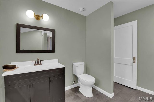 26 N Maple Avenue, Ferguson, MO 63135