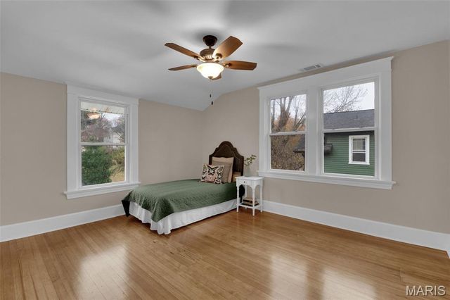 26 N Maple Avenue, Ferguson, MO 63135