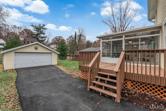 26 N Maple Avenue, Ferguson, MO 63135