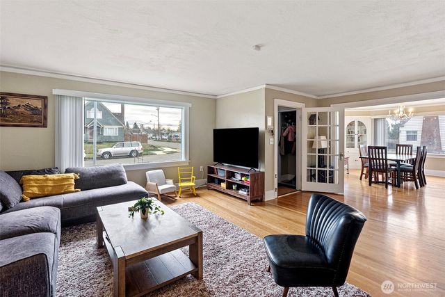 531 S 55th Street, Tacoma, WA 98408