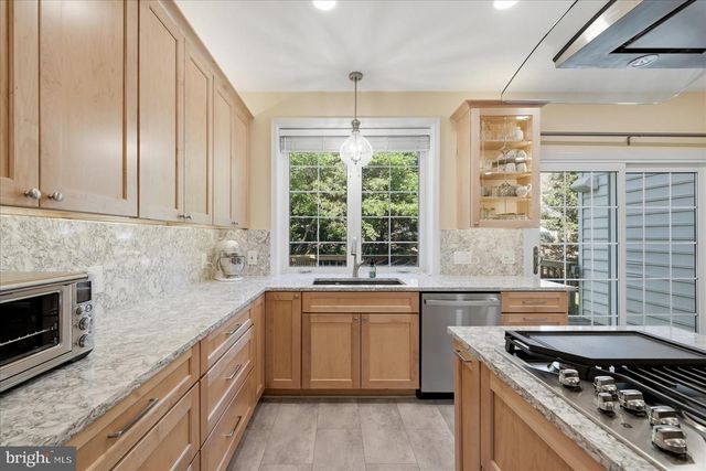 43232 GOLF VIEW DR, Chantilly, VA 20152