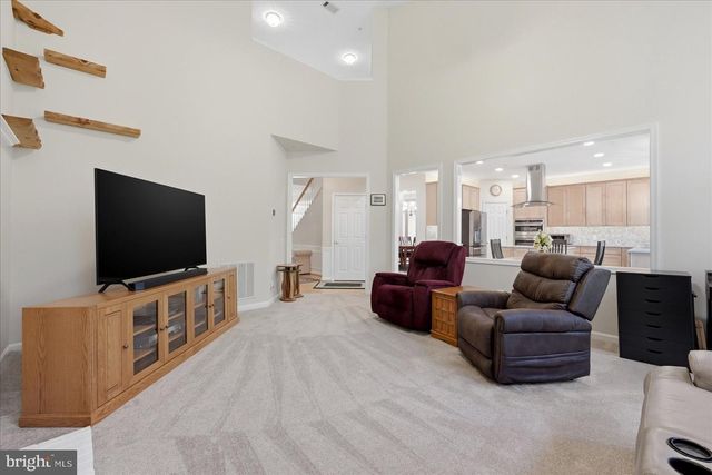 43232 GOLF VIEW DR, Chantilly, VA 20152