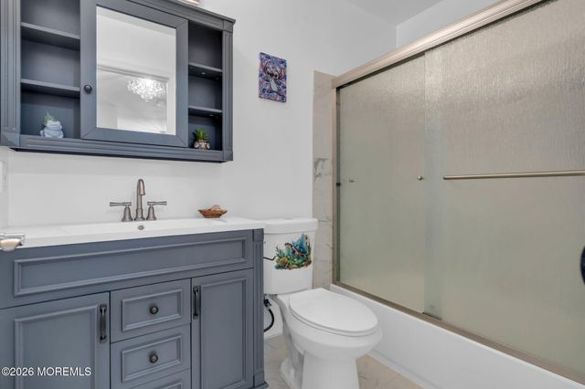 200 Franklin Place, Morganville, NJ 07751