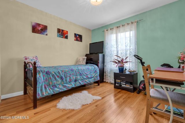 200 Franklin Place, Morganville, NJ 07751
