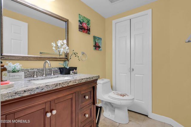 200 Franklin Place, Morganville, NJ 07751