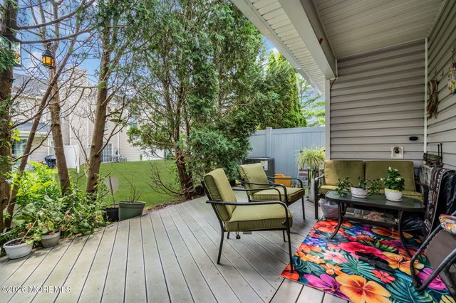 200 Franklin Place, Morganville, NJ 07751