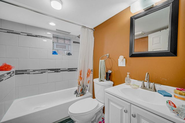 4216 Tod Avenue, East Chicago, IN 46312