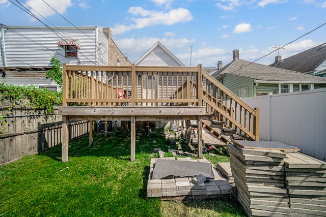 4216 Tod Avenue, East Chicago, IN 46312