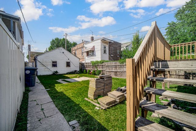 4216 Tod Avenue, East Chicago, IN 46312