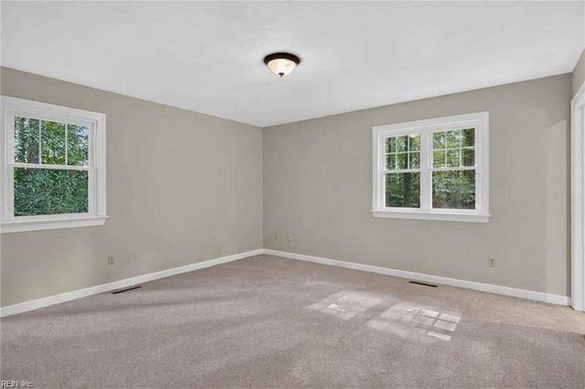 241 Sign Pine RD, Chesapeake, VA 23322