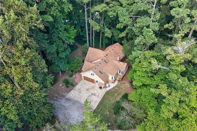 241 Sign Pine RD, Chesapeake, VA 23322