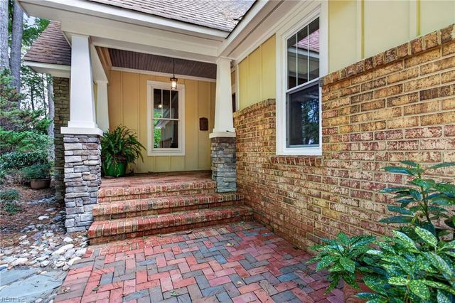 241 Sign Pine RD, Chesapeake, VA 23322