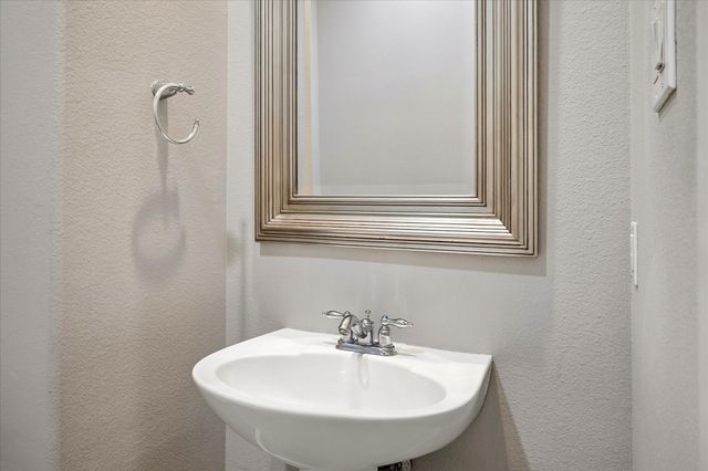 1600 Abrams Road 38, Dallas, TX 75214