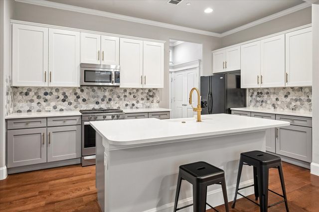 1600 Abrams Road 38, Dallas, TX 75214