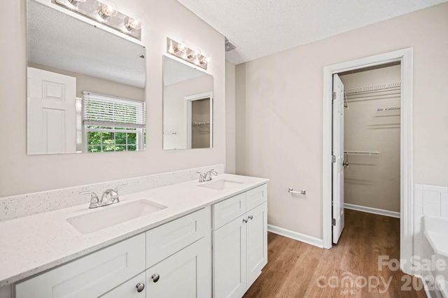 3700 Wilshire Lane, Waxhaw, NC 28173