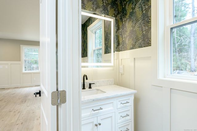 13 Goodell Road, Stafford, CT 06076