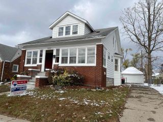 15033 Camden Avenue, Eastpointe, MI 48021