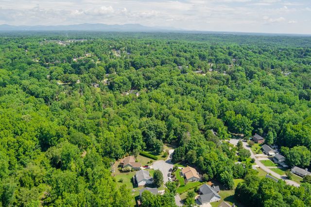 406 Stonington Way, Taylors, SC 29687
