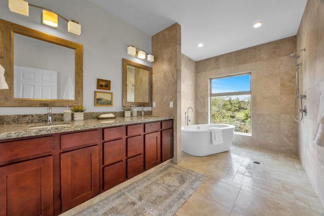 183 Kulamanu Cir, Kula, HI 96790