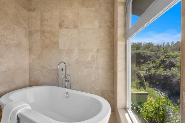 183 Kulamanu Cir, Kula, HI 96790