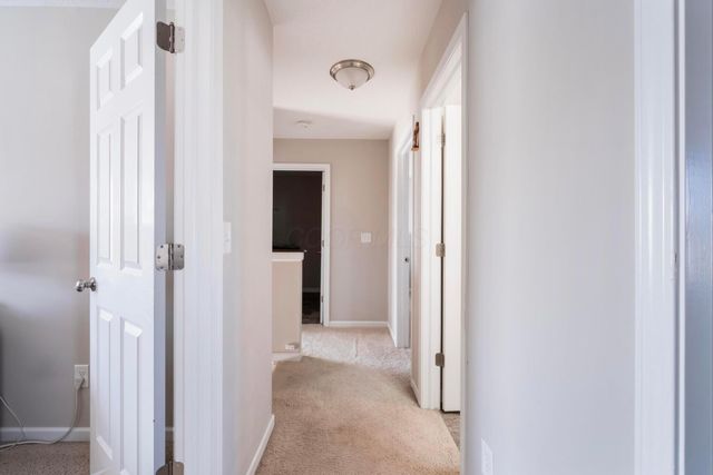 94 Sandburg Drive, Lithopolis, OH 43136