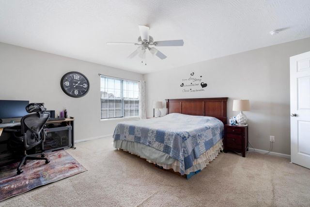 94 Sandburg Drive, Lithopolis, OH 43136