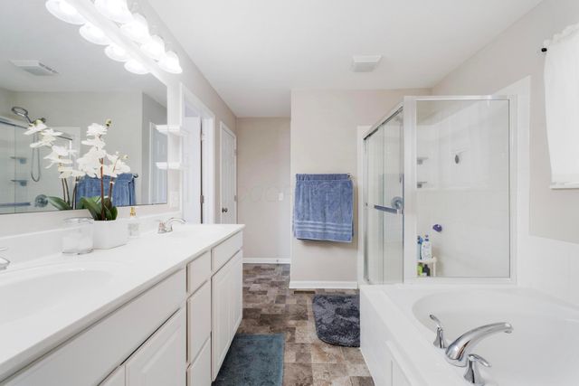 94 Sandburg Drive, Lithopolis, OH 43136