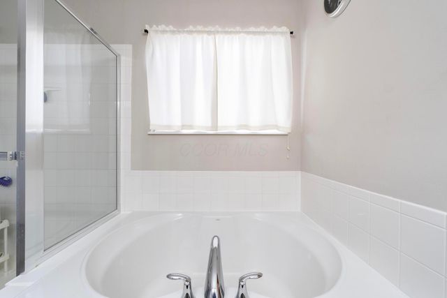 94 Sandburg Drive, Lithopolis, OH 43136