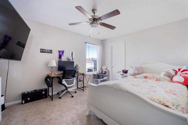 94 Sandburg Drive, Lithopolis, OH 43136