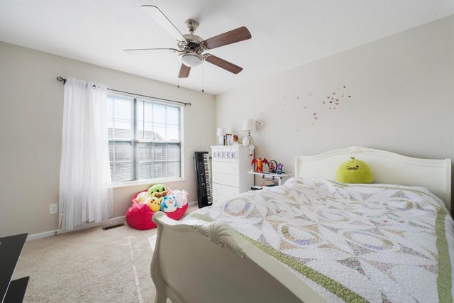 94 Sandburg Drive, Lithopolis, OH 43136