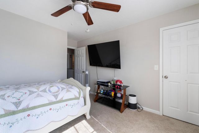 94 Sandburg Drive, Lithopolis, OH 43136