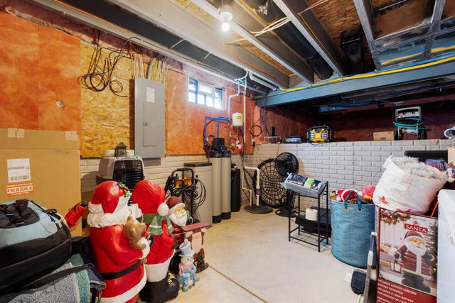 94 Sandburg Drive, Lithopolis, OH 43136