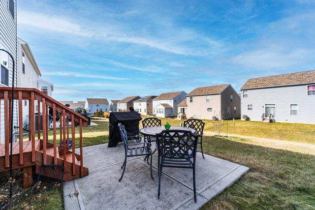 94 Sandburg Drive, Lithopolis, OH 43136