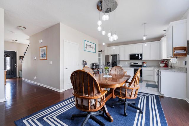 94 Sandburg Drive, Lithopolis, OH 43136